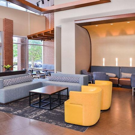 Hyatt Place צ'סאפיק מראה חיצוני תמונה