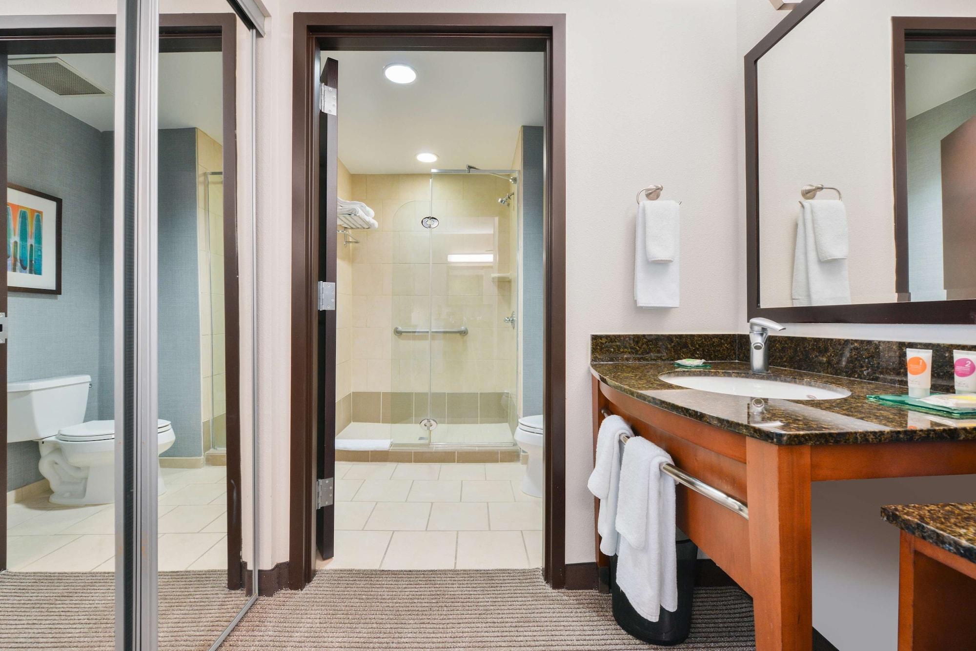 Hyatt Place צ'סאפיק מראה חיצוני תמונה