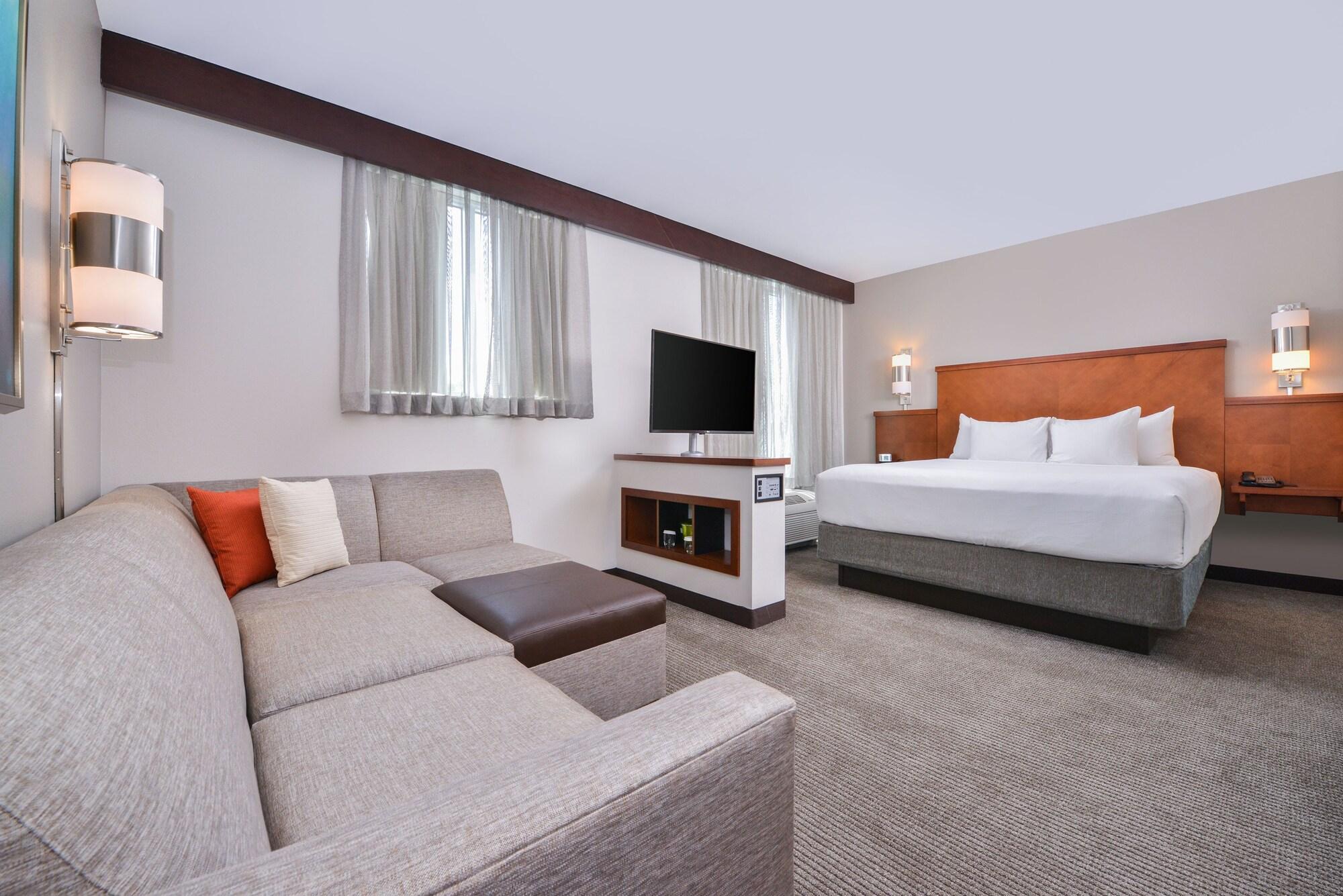 Hyatt Place צ'סאפיק מראה חיצוני תמונה